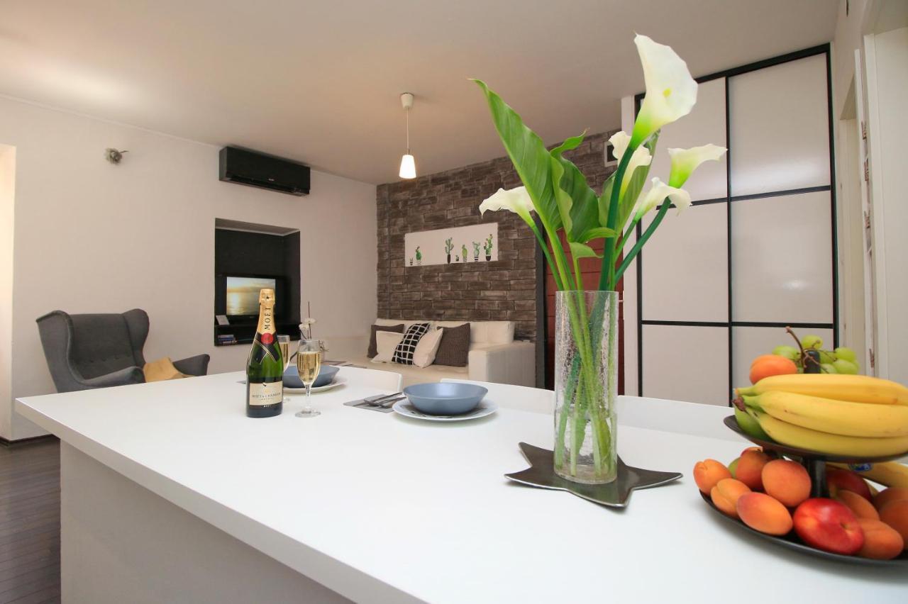 Carrera Corner Apartment Rovinj Luaran gambar